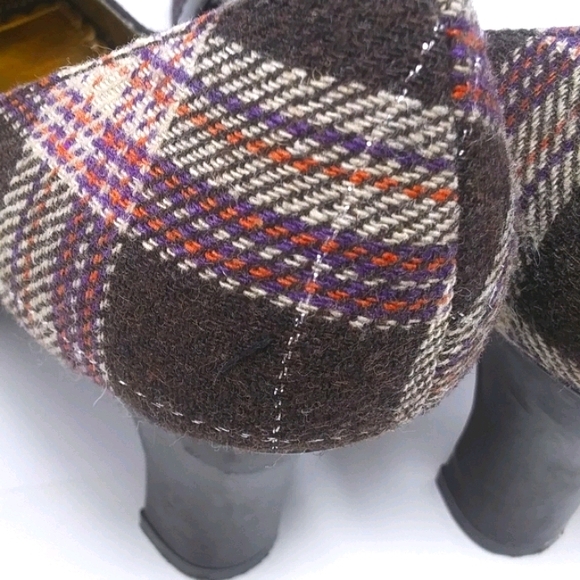 RAMPAGE Retro Wool & Patent Front Buckle Pumps EUC - Picture 6 of 8